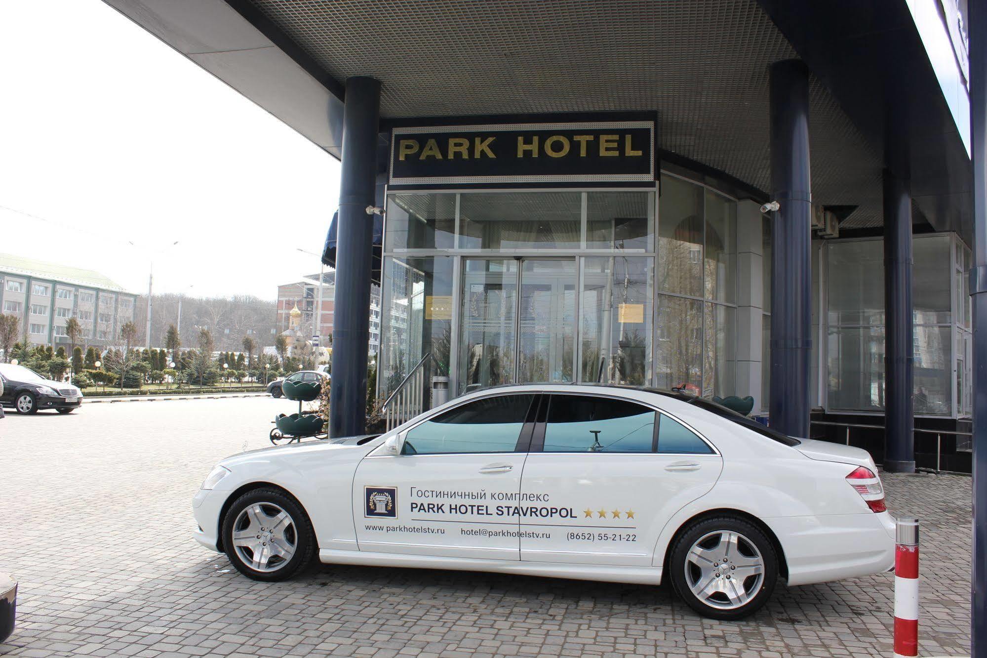 Park Hotel Stavropol Bagian luar foto