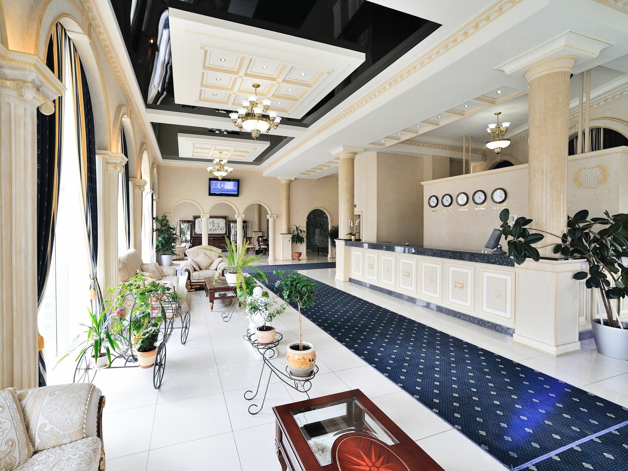 Park Hotel Stavropol Bagian luar foto